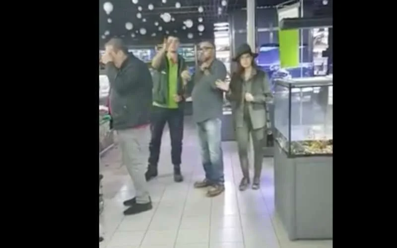 Mohammed VI en Lalla Salma alleen op stap in Frankrijk (video)