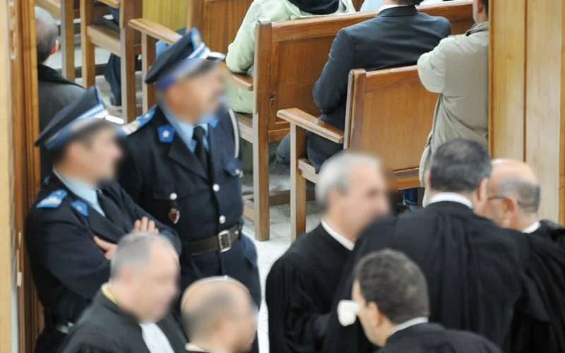 Marokko: meerdere agenten voor de rechter voor drugshandel en corruptie