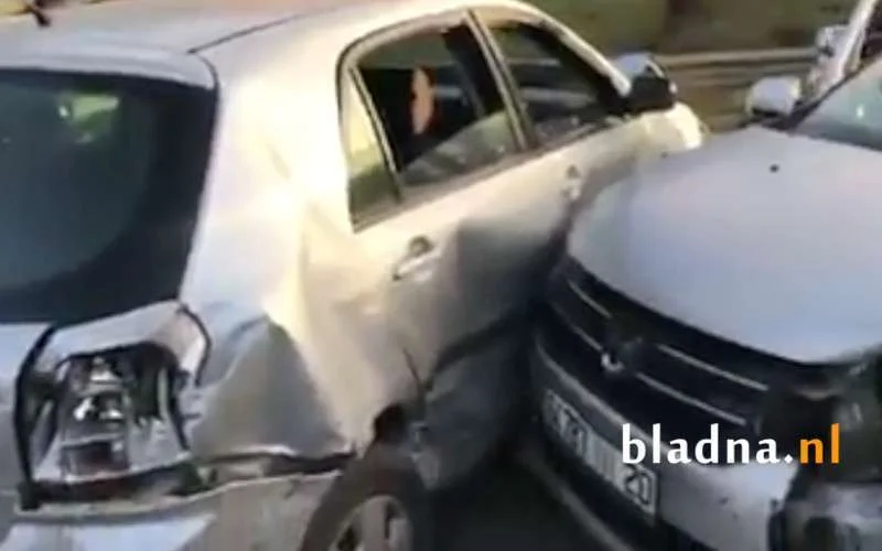 Zwaar ongeval in Salé, vrachtwagen ramt meerdere auto's (video)