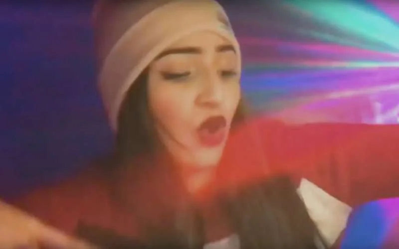 Dochter Stati brengt eerste clip uit (video)