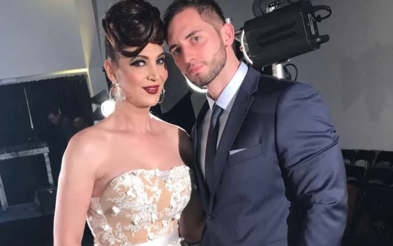 Marokkaanse danseres Noor op Fashion week Parijs (video's)