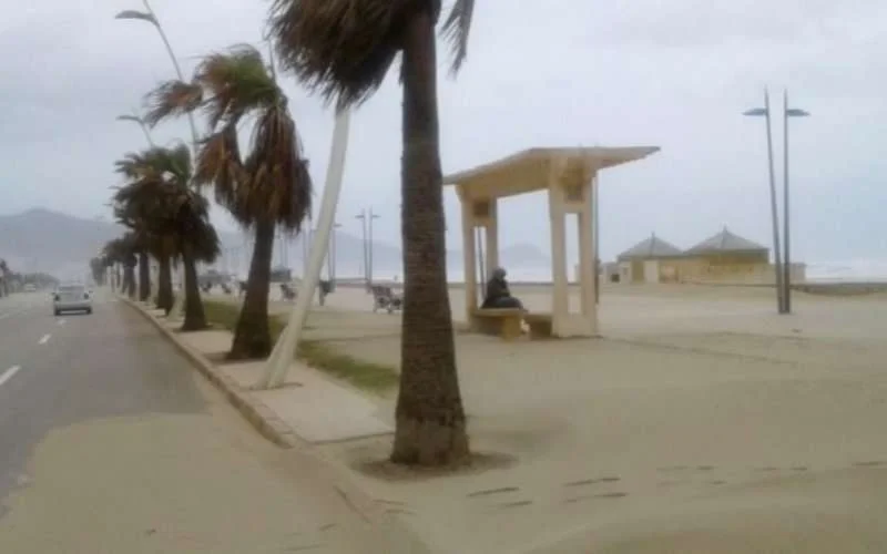 Zandstorm in Martil (video) 