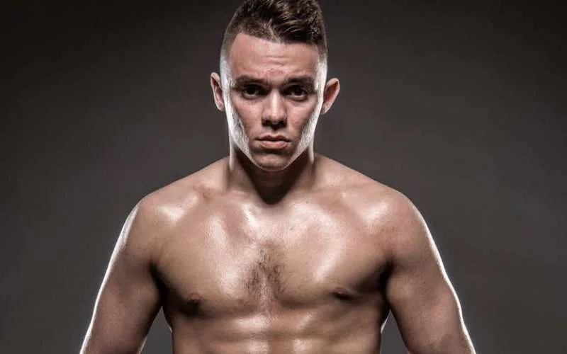 Kickbokser Mohammed Jaraya maakt zaterdag debuut voor Glory tegen Miles Simson