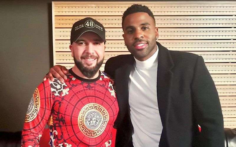 Douzi deelt nieuw liedje 'Colors' met Jason Derulo (video)