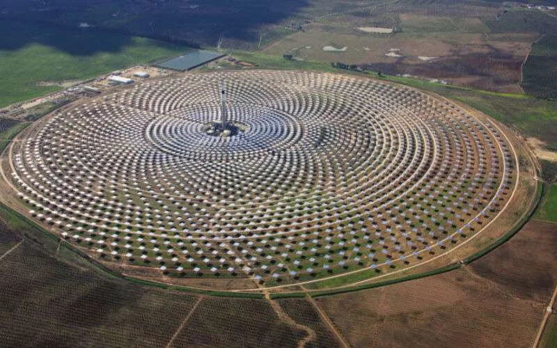 Zonnecomplex Ouarzazate in oktober klaar