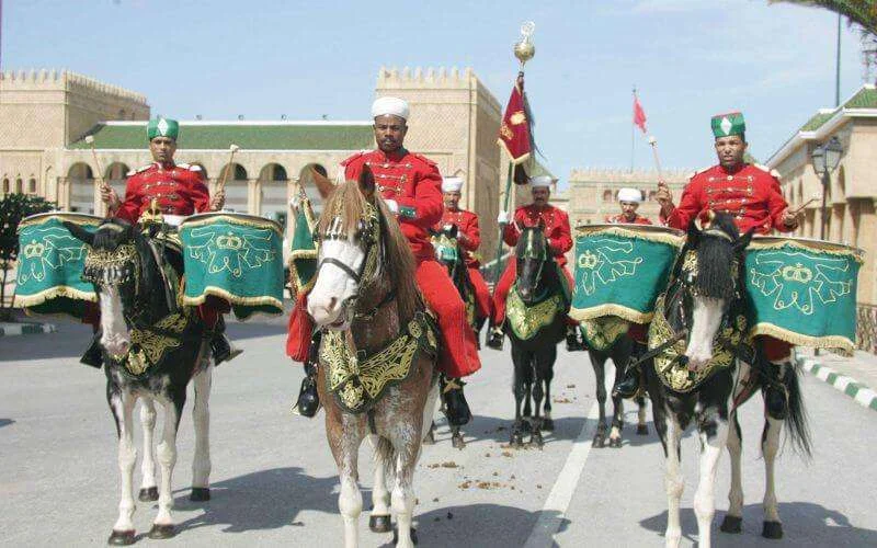 Marokko: Koninklijk garde deelt 225.000 iftars uit