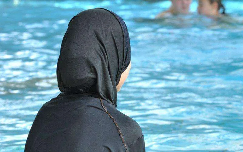 Franse gemeente moet boerkini-boete terugbetalen