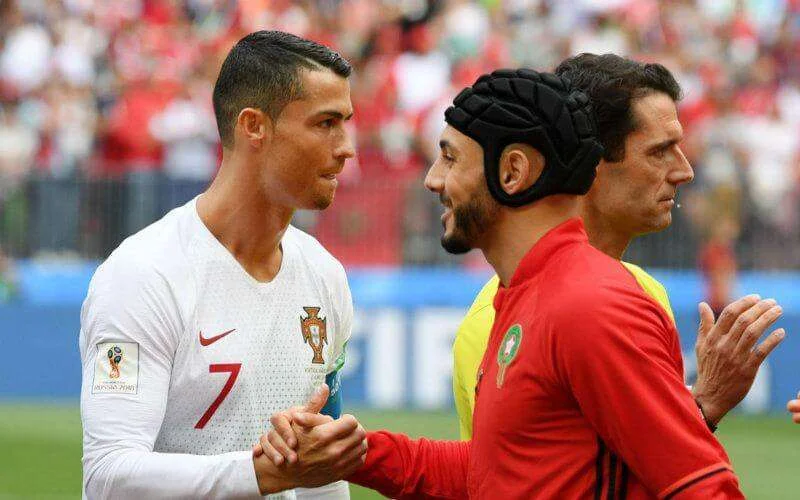 FIFA reageert op beschuldigingen Amrabat over pro-Portugal scheidsrechter 