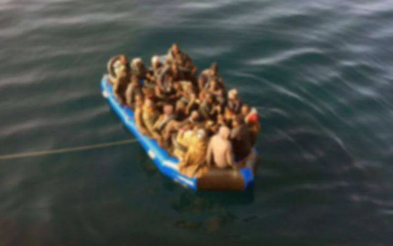 Marokkaanse marine redt 19 migranten in "levensgevaar op volle zee"