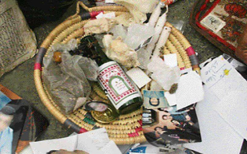 Zwarte magie: ruim 100 talismannen gevonden op begraafplaats Casablanca (video)