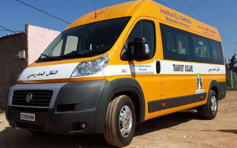 Marokko: gemeentevoorzitter verkoopt auto om schoolbus te kopen