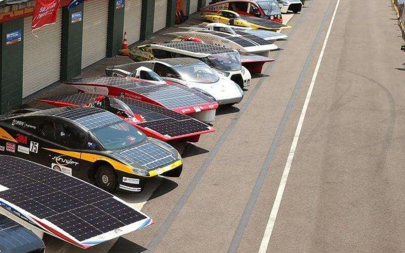 Marokkaanse studenten ontwikkelen zonneauto 
