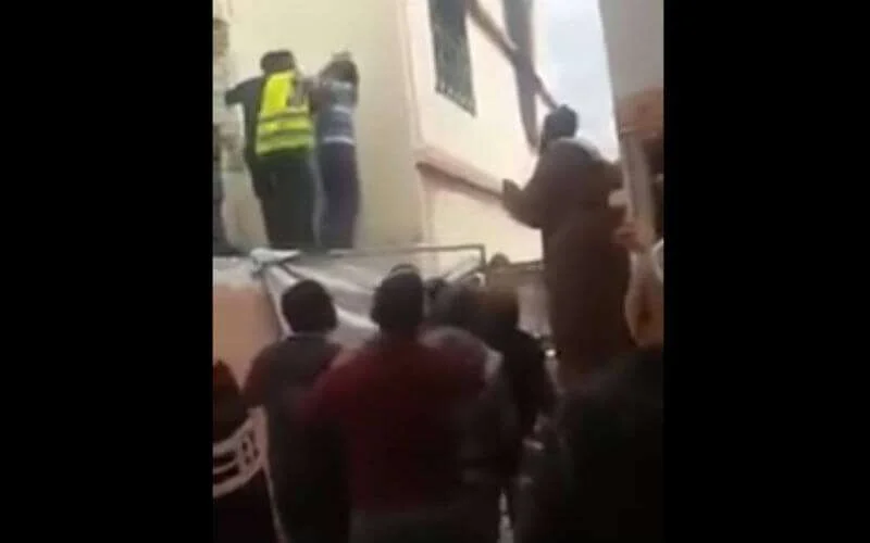 Marokko: kind uit brandend woning gered dankzij slimme reactie buren