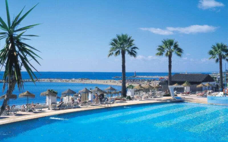 Hoge prijzen in Marokko duwen Marokkanen naar het buitenland