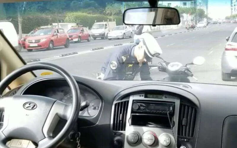 Amerikaanse rapper vol lof over "professionaliteit" Marokkaanse politie (video)