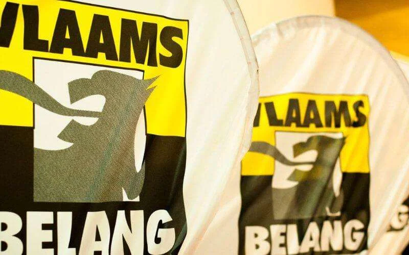 België: ophef om affiches in het Arabisch