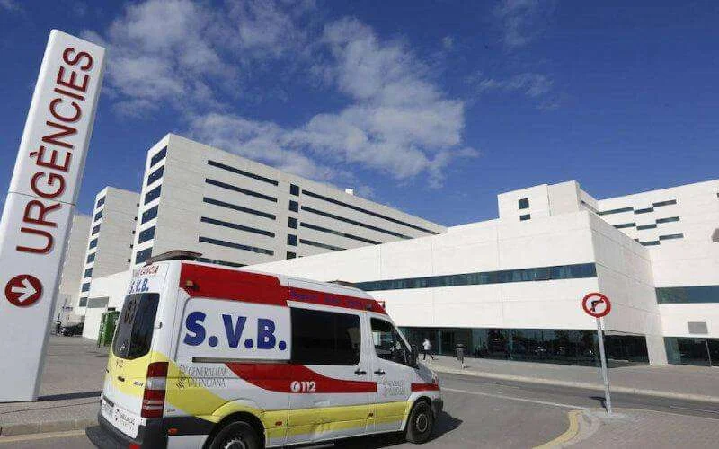 Marokkaanse verliest voogdij over zoon en steekt zichzelf in brand in Spanje