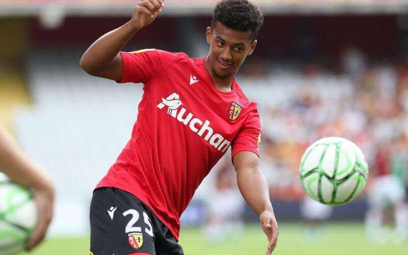 Marokkaanse internationals krijgen bezoek van inbrekers