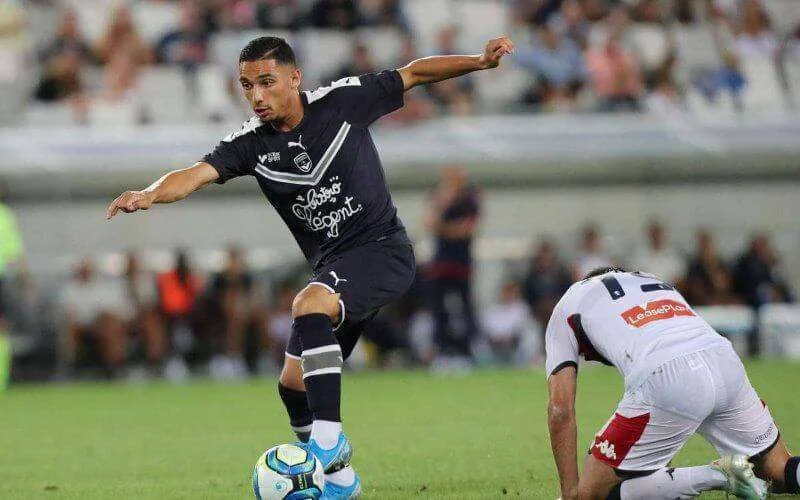 Middenvelder Yassine Benrahou verkiest Marokko boven Algerije