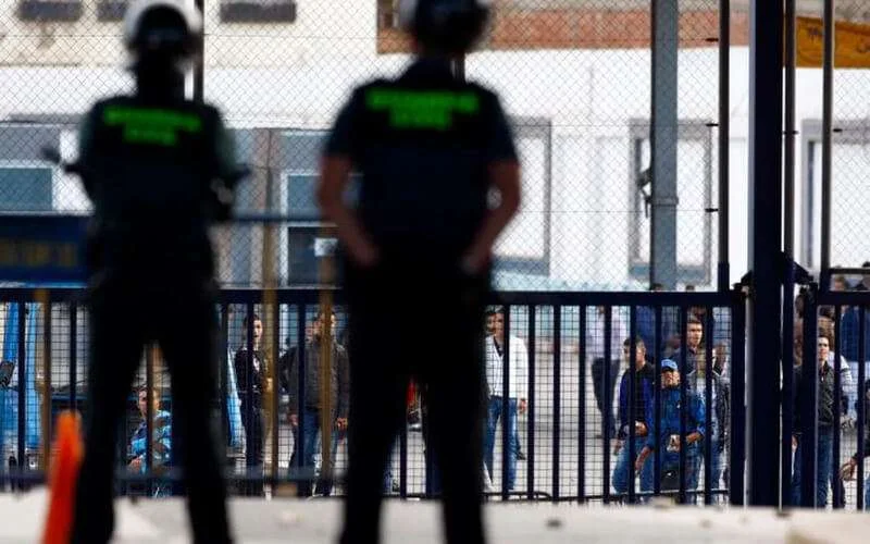 11-jarige wereld-Marokkaanse smeekt om hulp