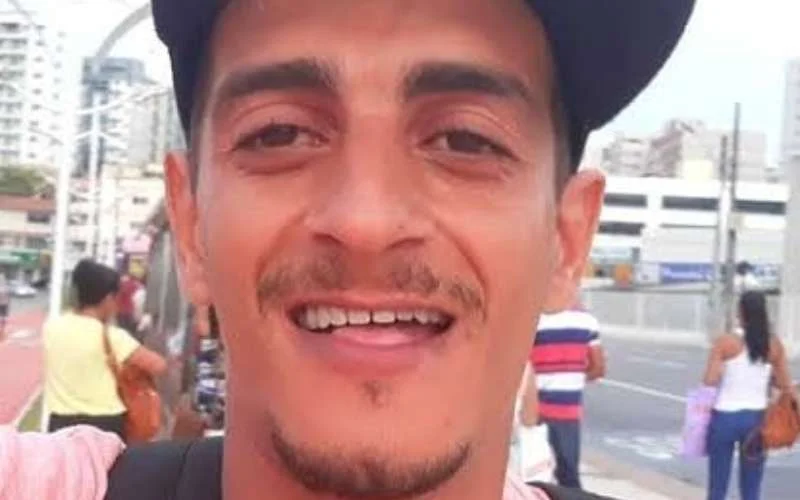 Marokkaan wordt door Braziliaanse vriendin gedumpt en maakt er een succesverhaal van