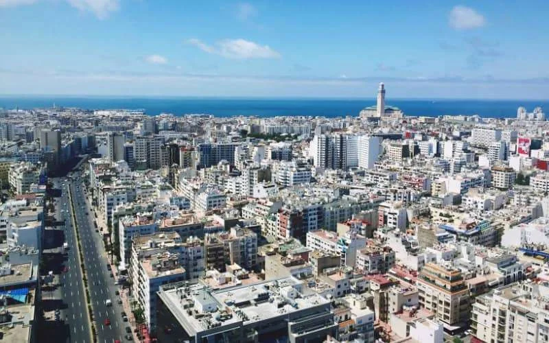 Koeweitse Alargan betreedt Marokkaanse markt