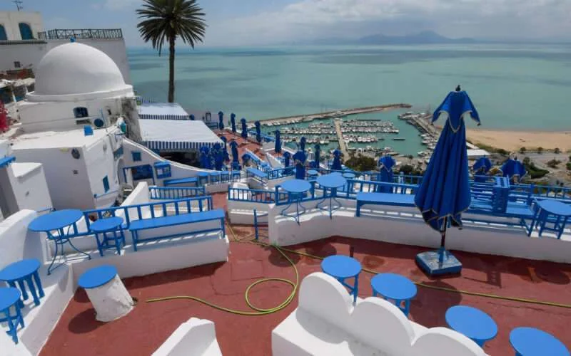 Minister steekt Marokkaanse toerismesector hart onder de riem