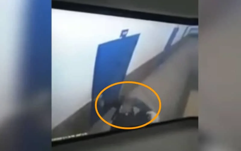 Marokko: beelden aanval bewaker door terreurverdachte (video)