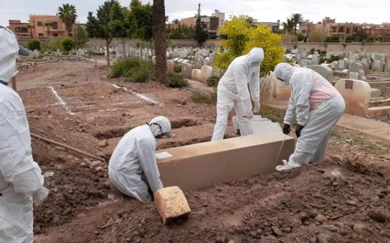 Marokkaan kan geen afscheid van moeder nemen door Franse bureaucratie