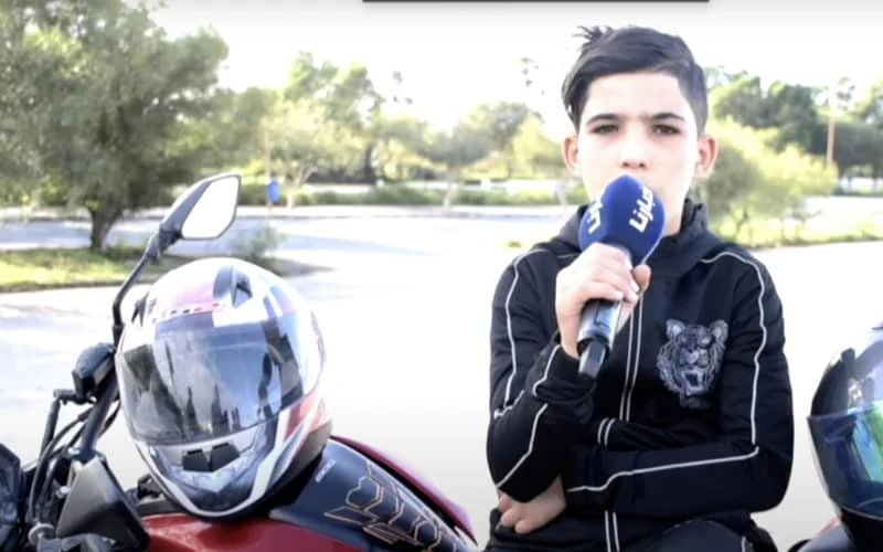 Ilyass Rider (14) wil top motorcrosser worden (video)