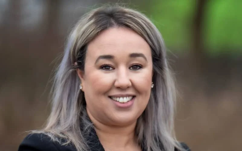 Marokkaans-Nederlandse Sanna trapt morgen vaccinatiecampagne af