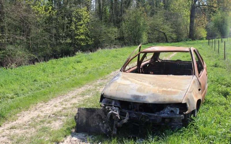Lichaam dakloze Marokkaan gevonden in uitgebrande auto