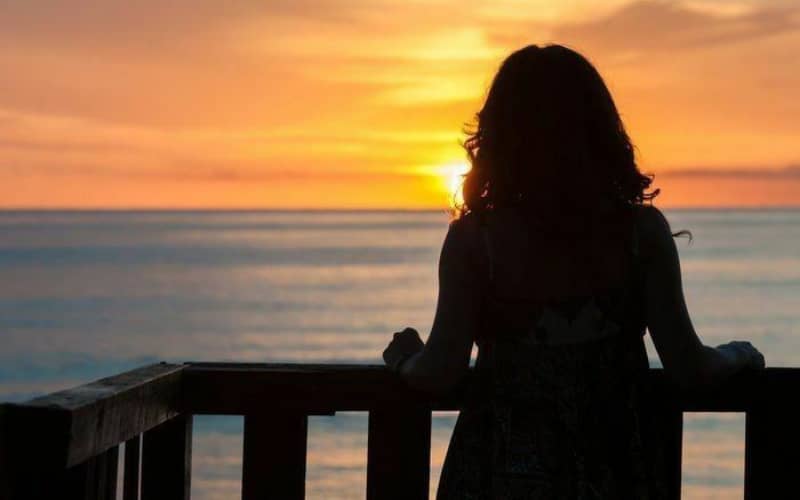 Werkzoekende Marokkanen opgelicht door 25-jarige vrouw