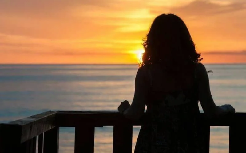 Werkzoekende Marokkanen opgelicht door 25-jarige vrouw