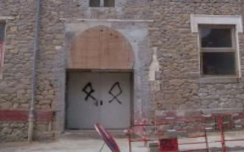 Moskee ontheiligd met uitwerpselen in Frankrijk