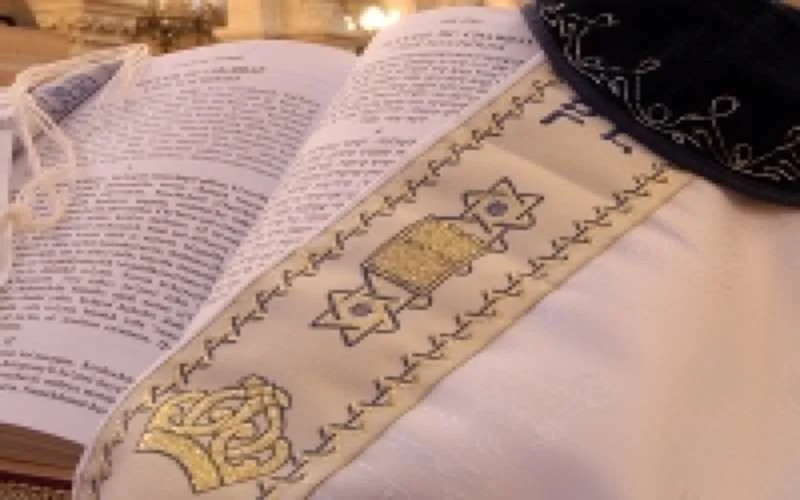 Marokkaan wordt uit protest Jood 