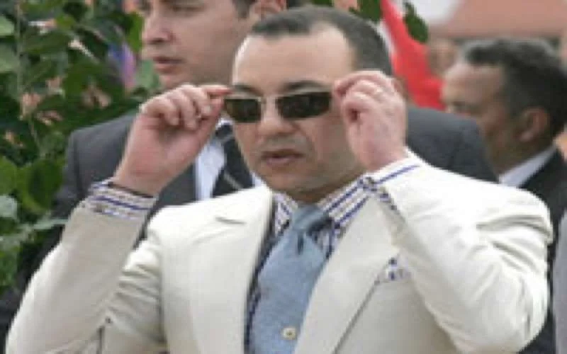 'Mohammed VI moet helft fortuin aan armen geven' 