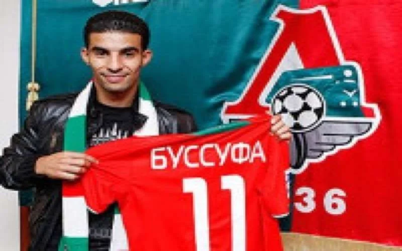 Mbark Boussoufa naar Lokomotiv Moskou