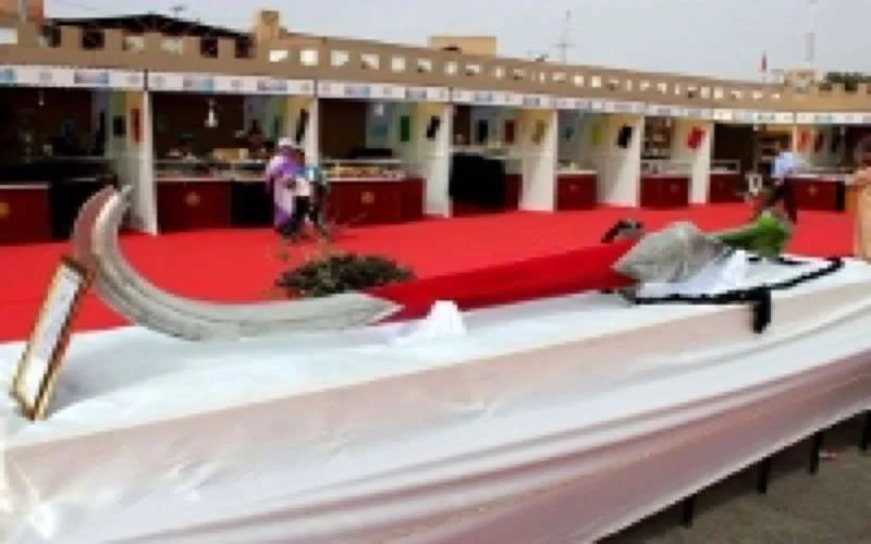 Tiznit exposeert grootste dolk ter wereld