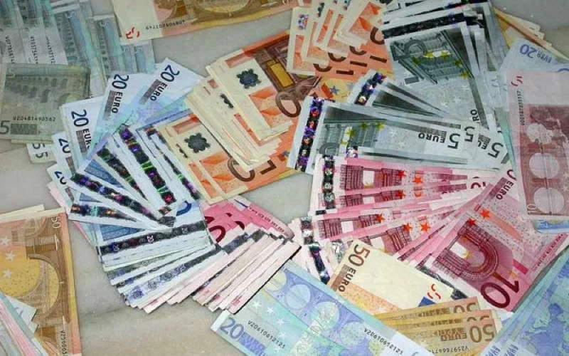 Verantwoordelijke PJD-partij gepakt met duizenden euros in schoenen in Spanje