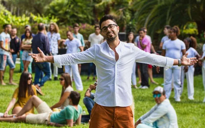 Nieuwe single Ahmed Chawki 'It's my life'