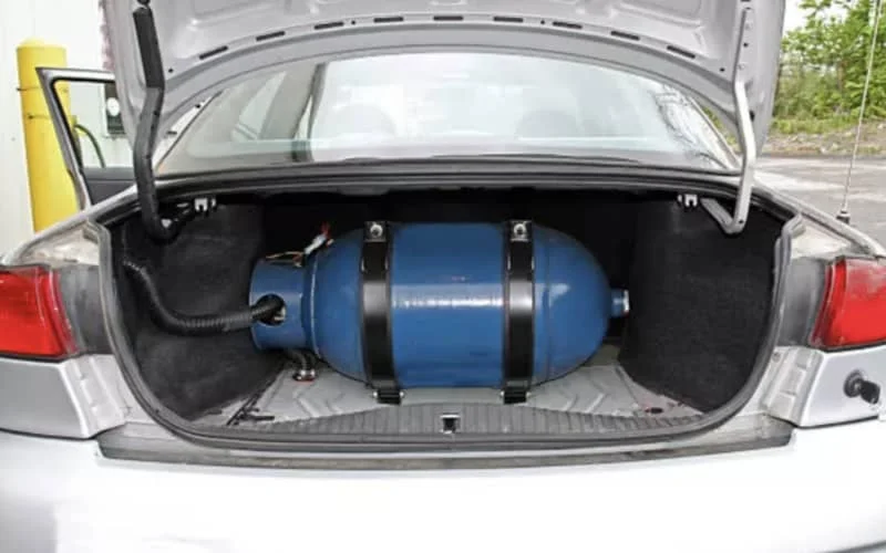 Nador spoort automobilisten op die op gas rijden