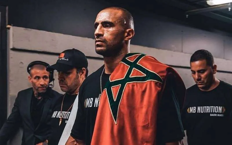 Badr Hari vecht op 8 oktober "laatste ronde" tegen Overeem