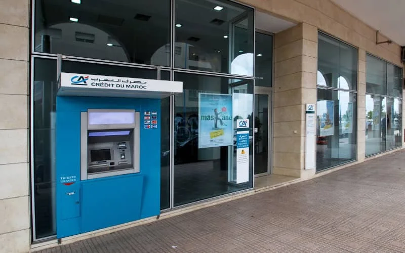 Bankmedewerker Tanger betrapt op miljoenendiefstal