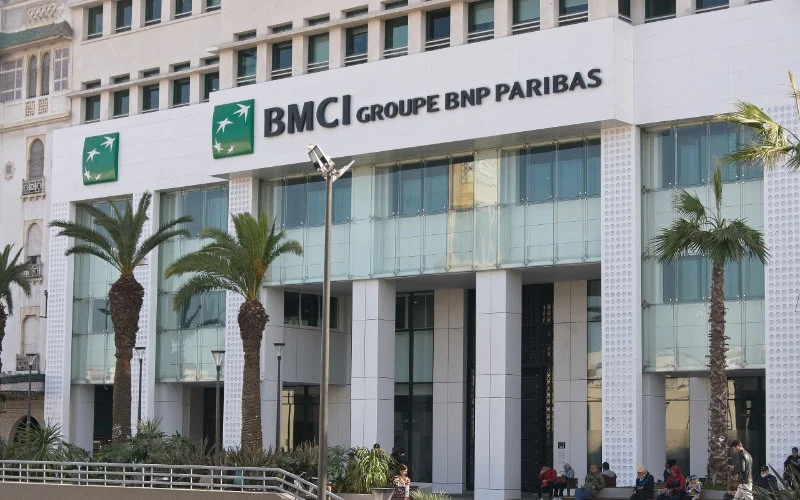 Bankmedewerker in Rabat opgepakt, 1,6 miljoen dirham verdwenen