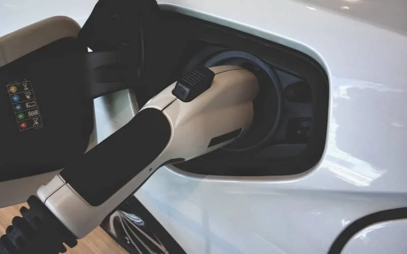 Marokko ontwikkelt als enig land ultrasnelle oplader voor elektrische auto's