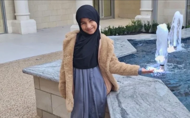 Door golf meegesleurde Inaayah (7) in Marokko: reddingswerkers machteloos door zwaar weer