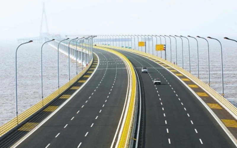 Tunnel Marokko-Spanje : waarom geen brug? 