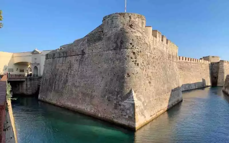 EU aan Marokko: Ceuta en Melilla "zijn Spaanse steden"