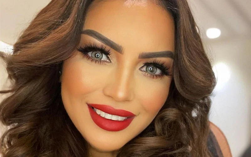 Chahrazad Akroud reageert op geruchten over blindheid